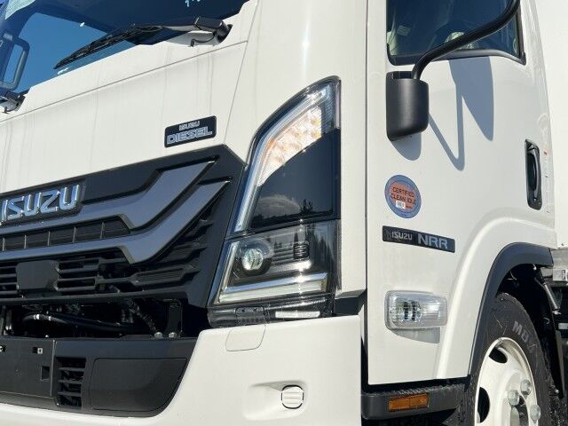 2026 Isuzu NRR 16&apos; Refrigerated Truck with 2,200 lb. Lift Gate Homestead FL