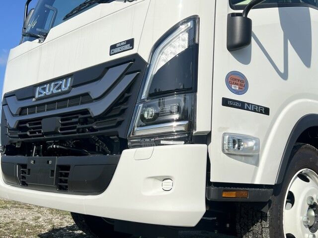 2026 Isuzu NRR 20' Refrigerated Truck with 2,200 lbs. Lift Gate Homestead FL