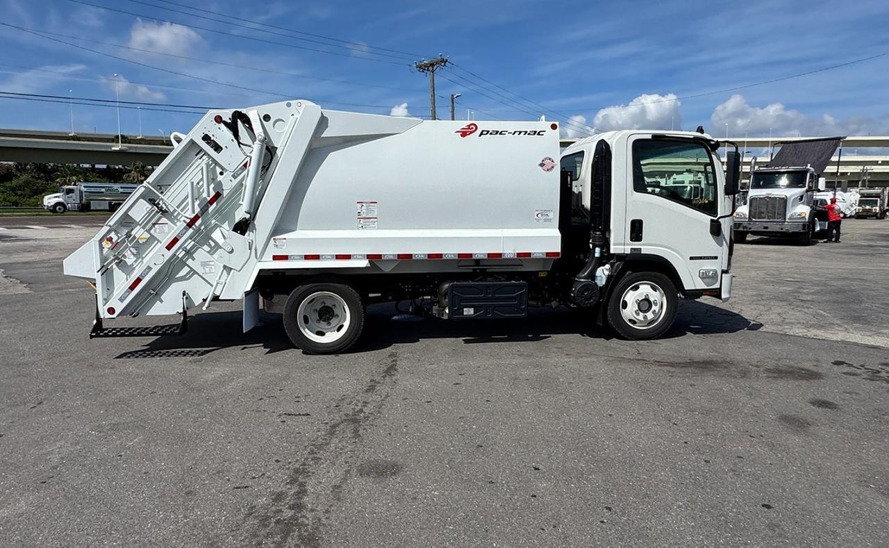 2026 Isuzu NRR 8 Yard Pac Mac Rear Loader Garbage Truck Tampa FL