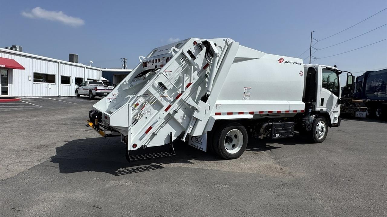 2026 Isuzu NRR 8 Yard Pac Mac Rear Loader Garbage Truck Tampa FL