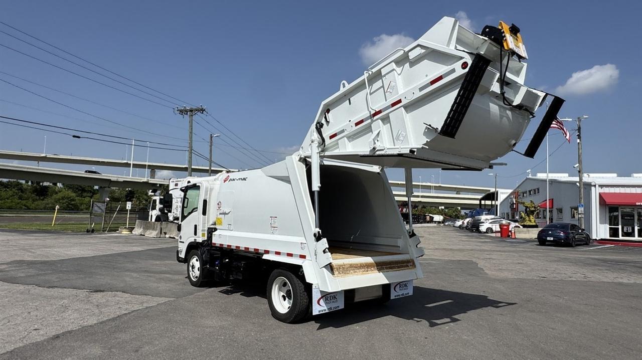 2026 Isuzu NRR 8 Yard Pac Mac Rear Loader Garbage Truck Tampa FL