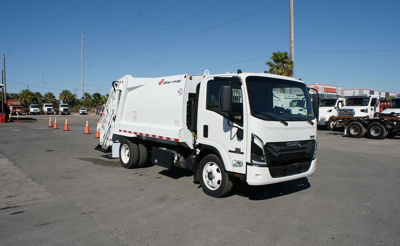2026 Isuzu NRR 8 Yard Pac Mac Rear Loader Garbage Truck Tampa FL