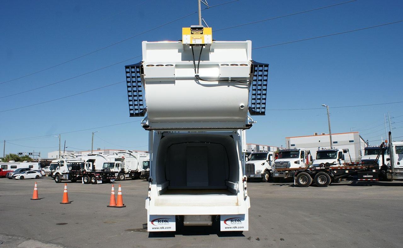 2026 Isuzu NRR 8 Yard Pac Mac Rear Loader Garbage Truck Tampa FL