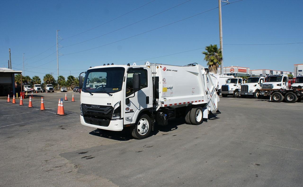 2026 Isuzu NRR 8 Yard Pac Mac Rear Loader Garbage Truck Tampa FL