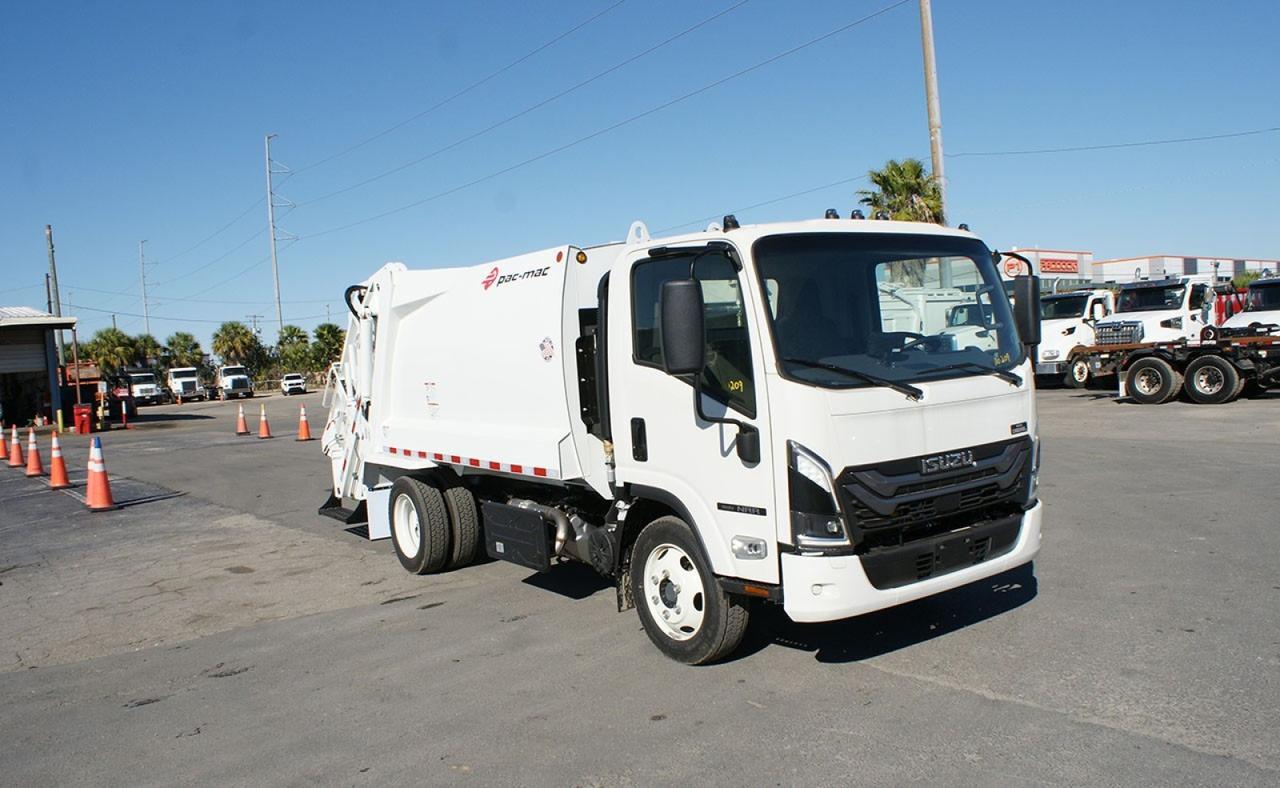 2026 Isuzu NRR 8 Yard Pac Mac Rear Loader Garbage Truck Tampa FL