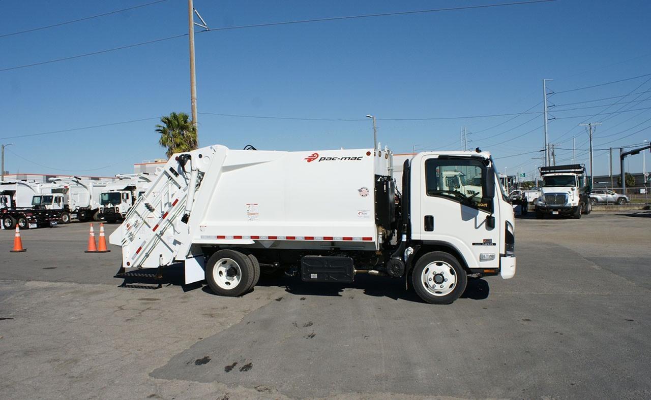 2026 Isuzu NRR 8 Yard Pac Mac Rear Loader Garbage Truck Tampa FL