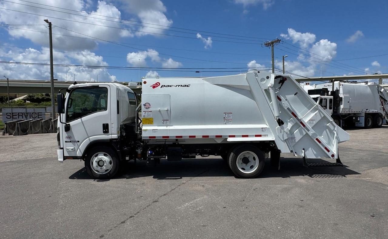 2026 Isuzu NRR 8 Yard Pac Mac Rear Loader Garbage Truck Tampa FL