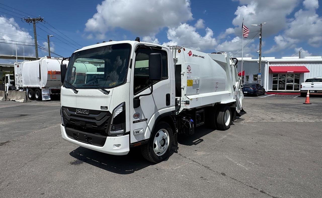 2026 Isuzu NRR 8 Yard Pac Mac Rear Loader Garbage Truck Tampa FL