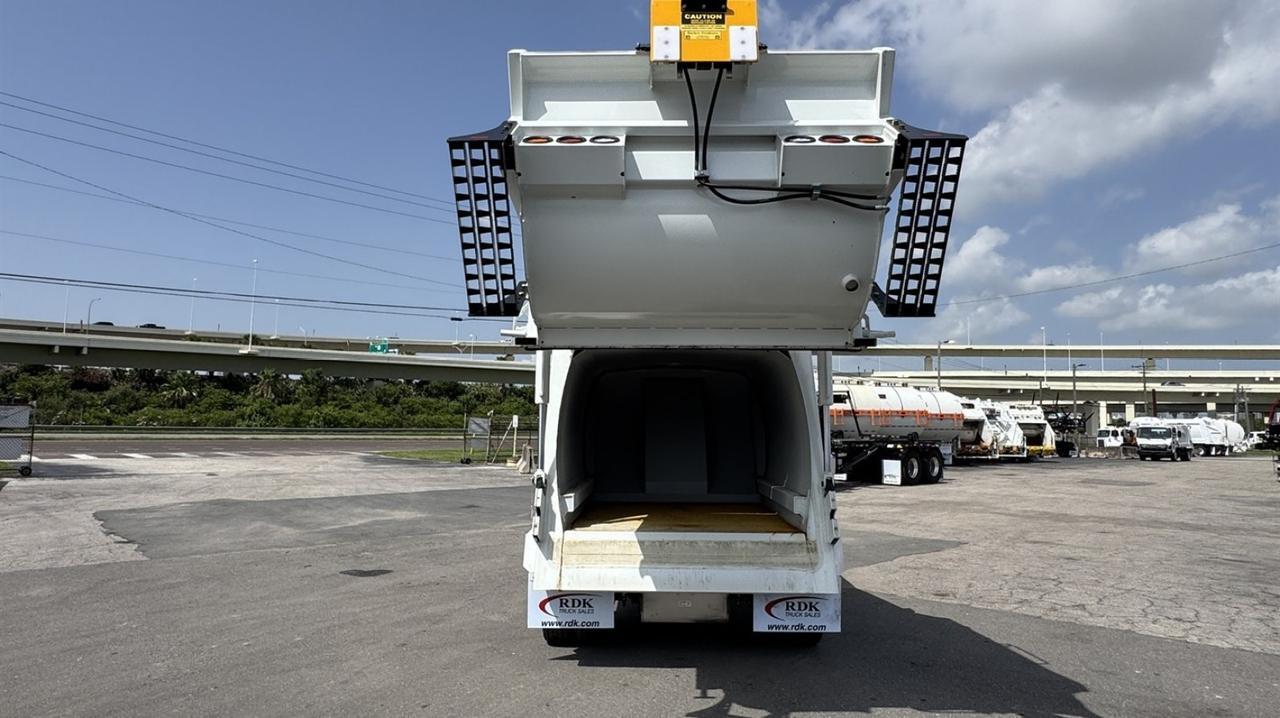 2026 Isuzu NRR 8 Yard Pac Mac Rear Loader Garbage Truck Tampa FL