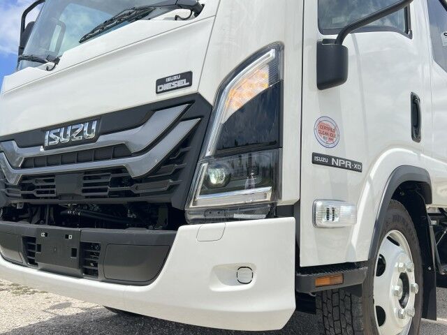 2026 Isuzu NRR Crew Cab DSL 14' BABCO Aluminum Chipper Landscape Dump Truck Homestead FL