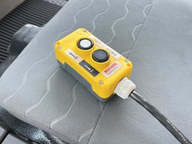 2026 Isuzu NRR Crew Cab DSL 14' BABCO Aluminum Chipper Landscape Dump Truck Homestead FL