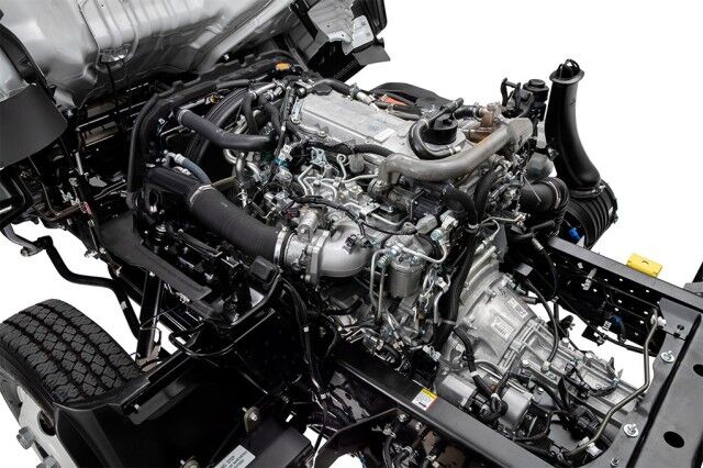 2026 Isuzu NRR Crew Cab DSL Cab & Chassis Truck