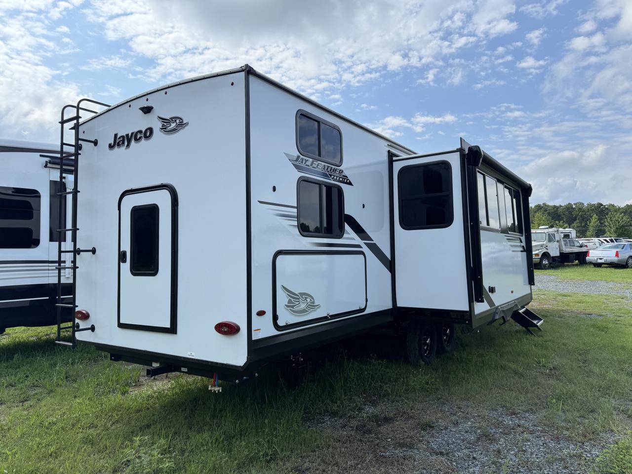 2026 JAYCO JAY FEATHER TT 32QBH Monroe NC