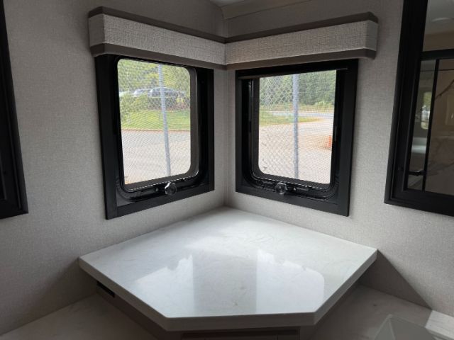 2026 JAYCO NORTH POINT 382FLRB 382FLRB Monroe NC