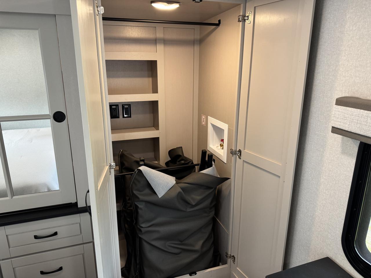 2026 JAYCO NORTH POINT FW 377RLBH Monroe NC