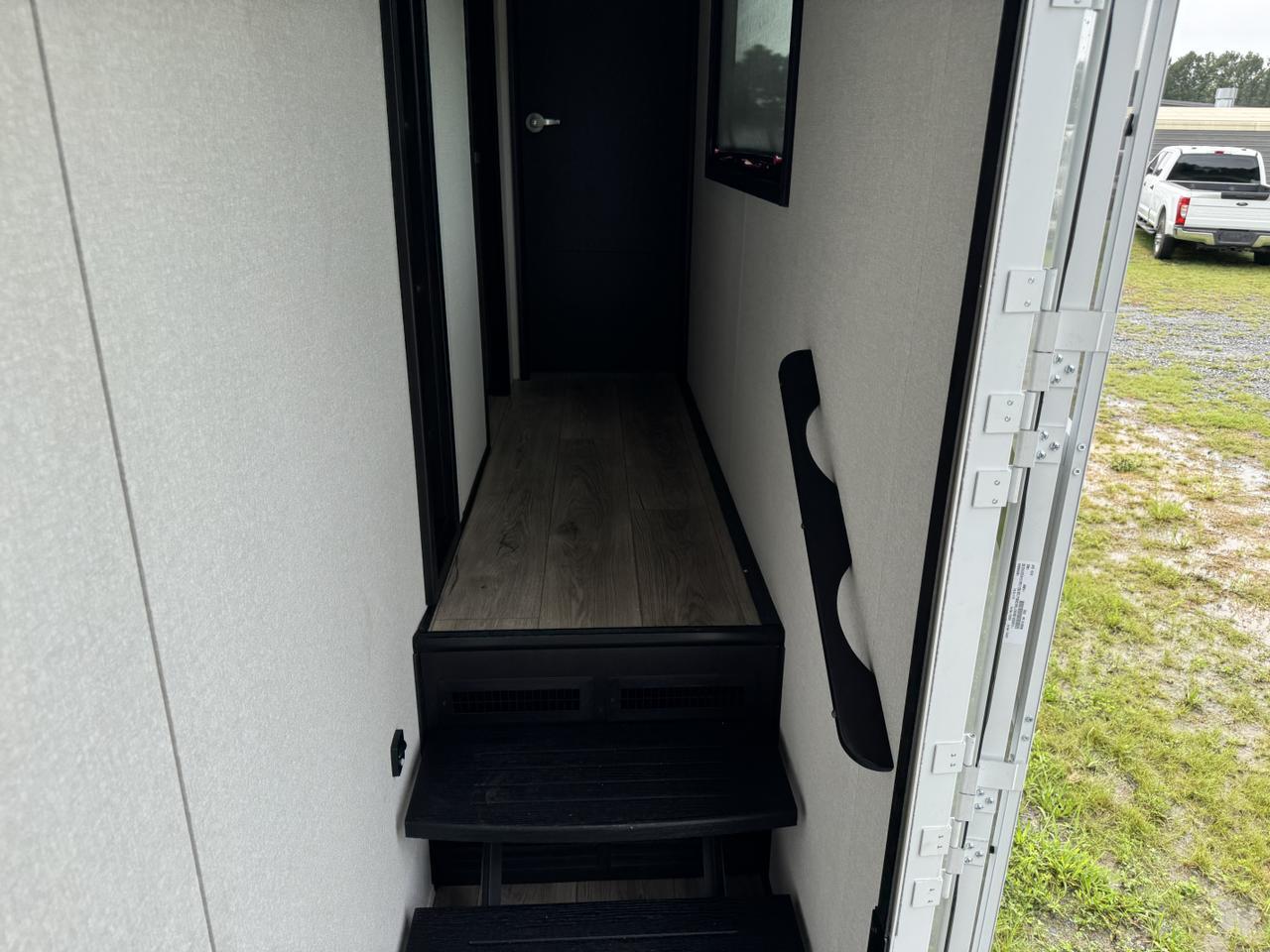 2026 JAYCO NORTH POINT FW 377RLBH Monroe NC