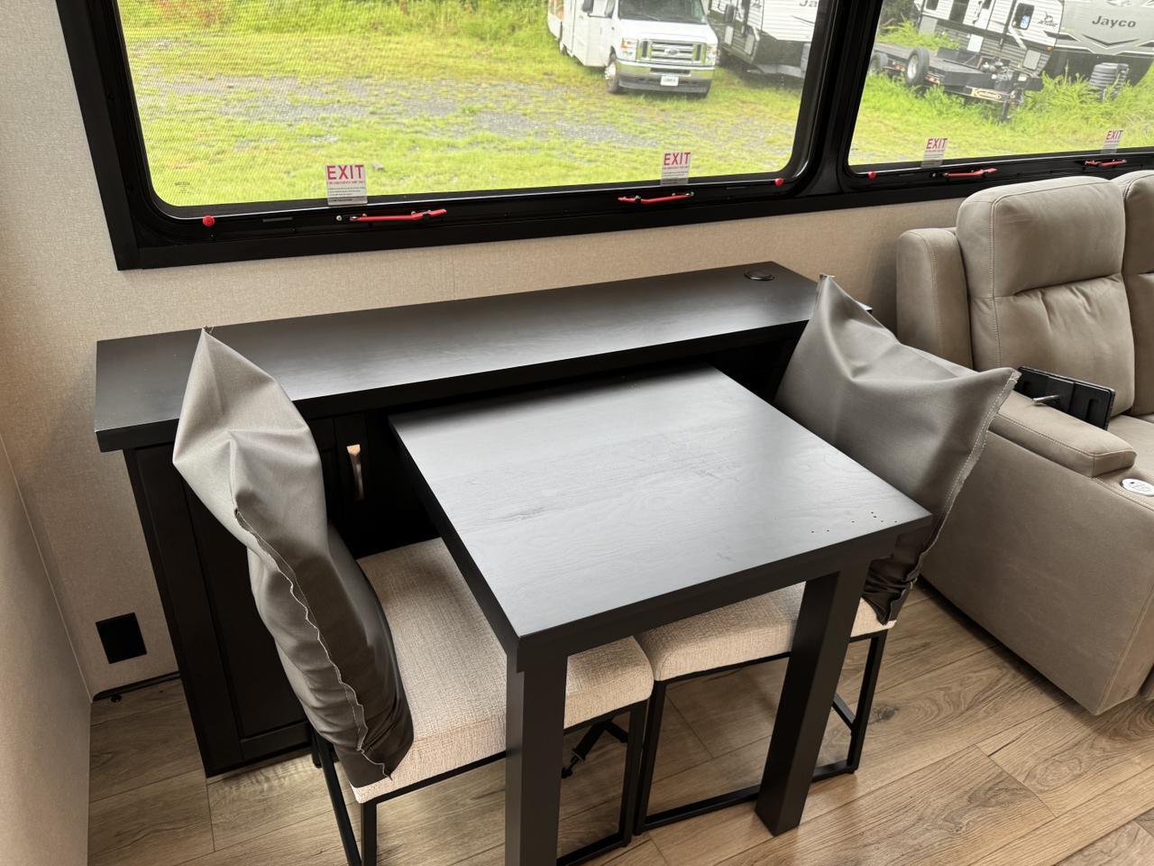 2026 JAYCO NORTH POINT FW 377RLBH Monroe NC