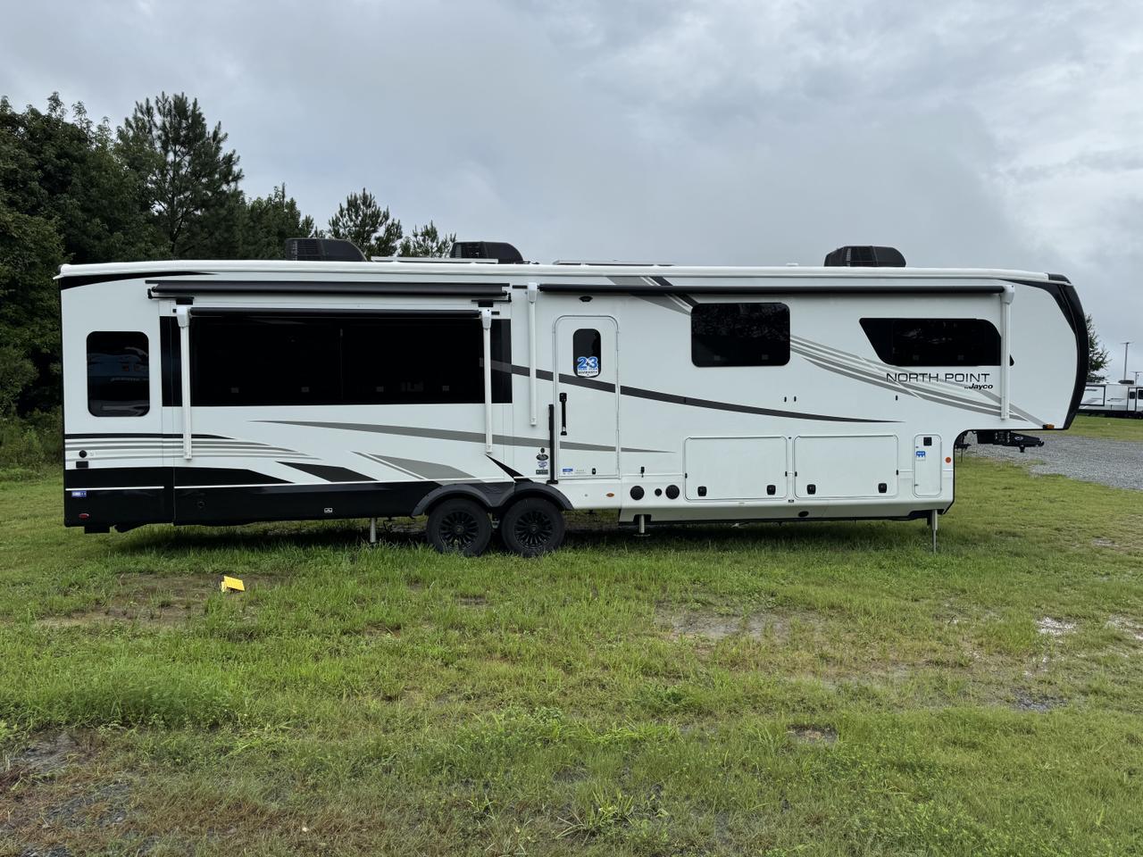 2026 JAYCO NORTH POINT FW 377RLBH Monroe NC