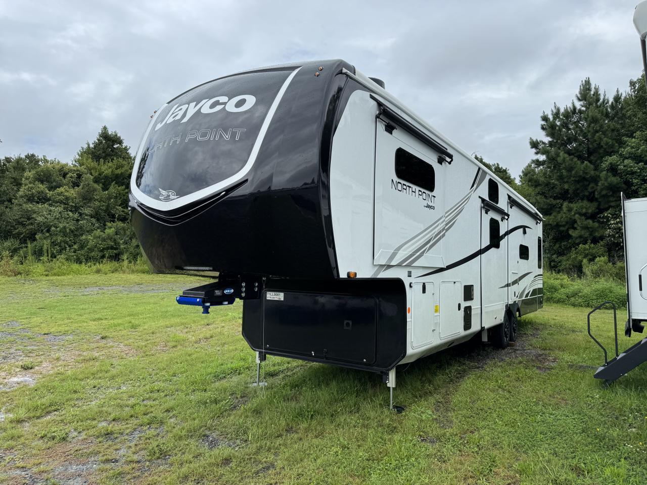 2026 JAYCO NORTH POINT FW 377RLBH Monroe NC