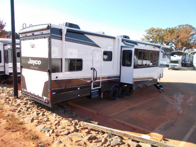 2026 JAYCO SEISMIC 395 FW Monroe NC
