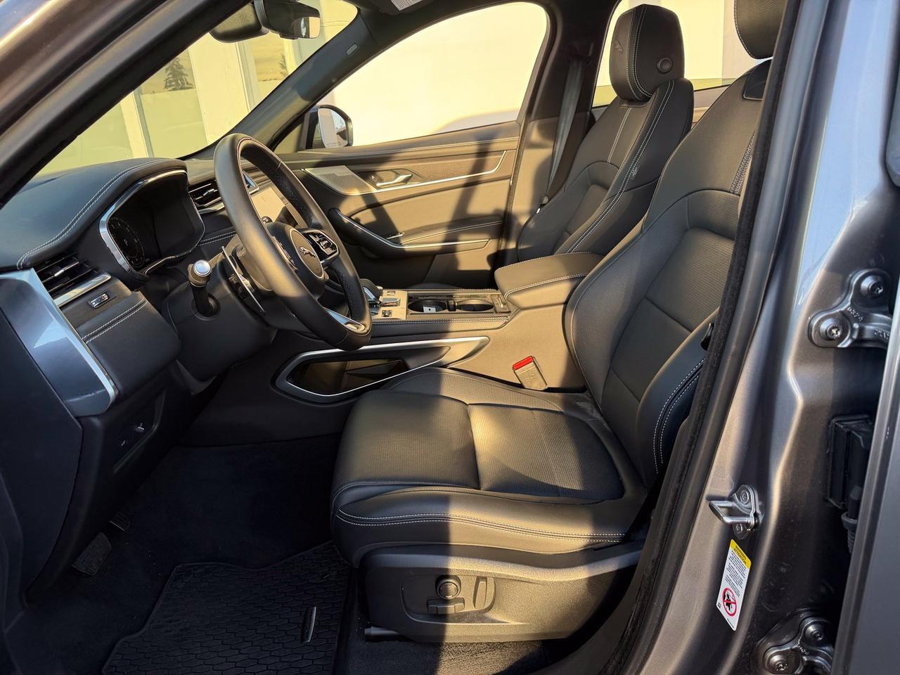 2026 Jaguar F-PACE P250 R-Dynamic S Gladstone OR