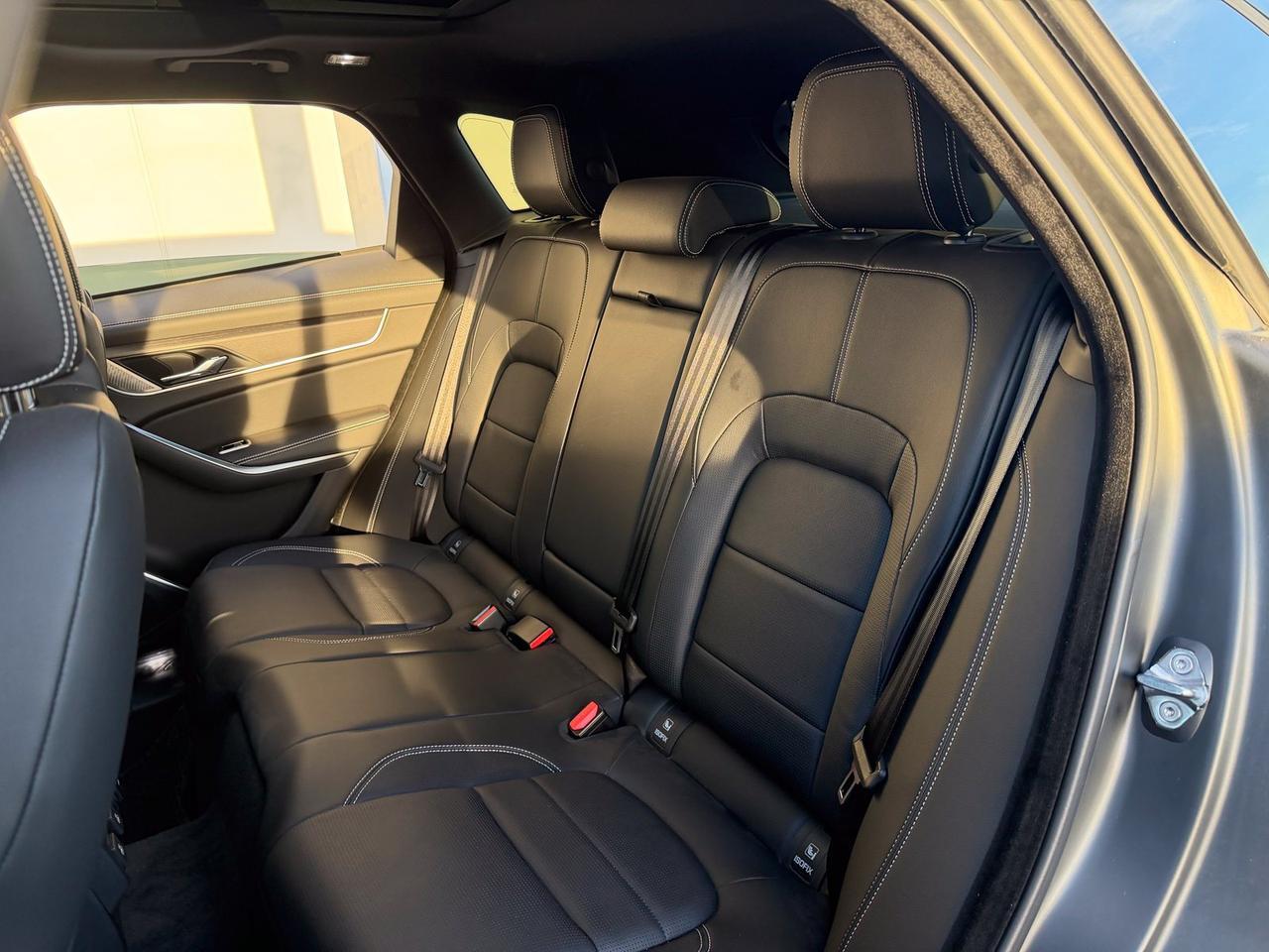 2026 Jaguar F-PACE P250 R-Dynamic S Gladstone OR