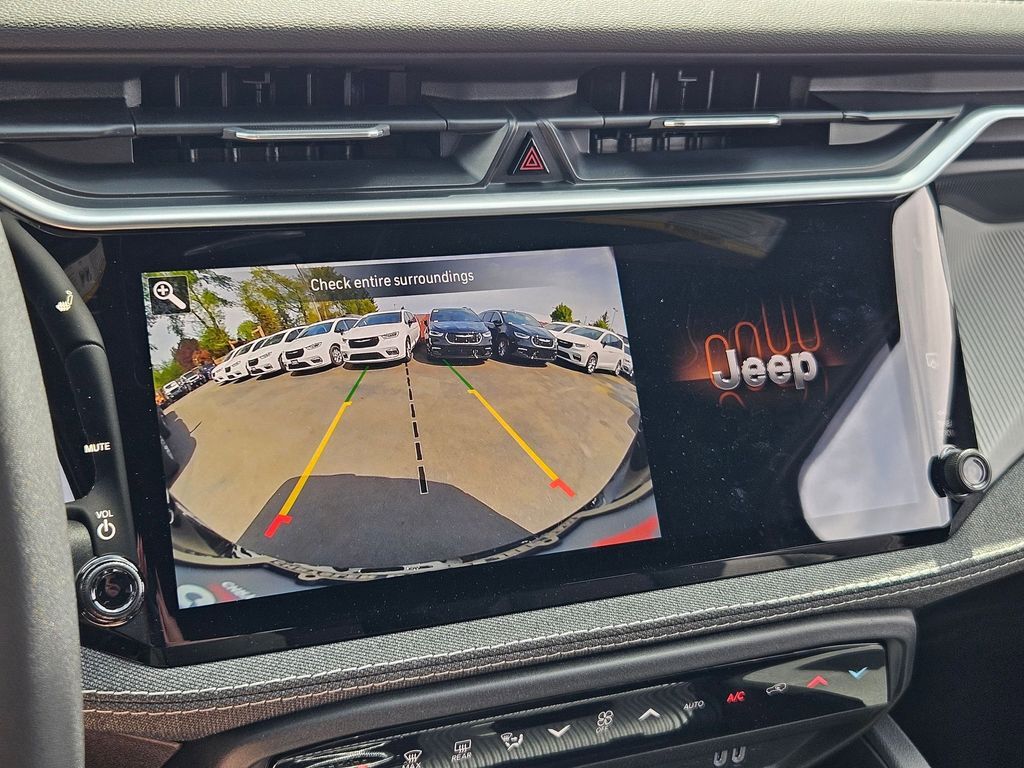 2026 Jeep Cherokee Laredo Gresham OR