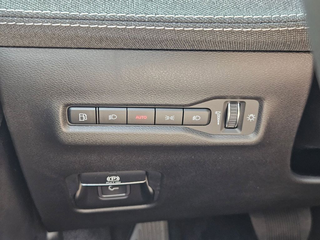 2026 Jeep Cherokee Laredo Gresham OR