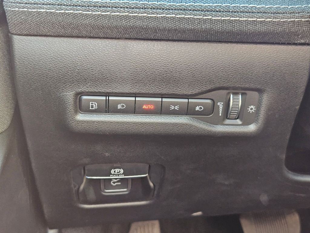 2026 Jeep Cherokee Laredo Gresham OR
