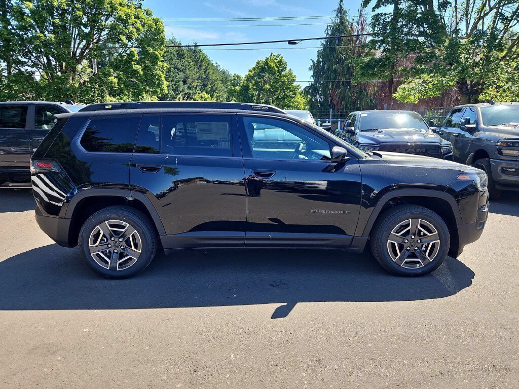 2026 Jeep Cherokee Laredo Gresham OR
