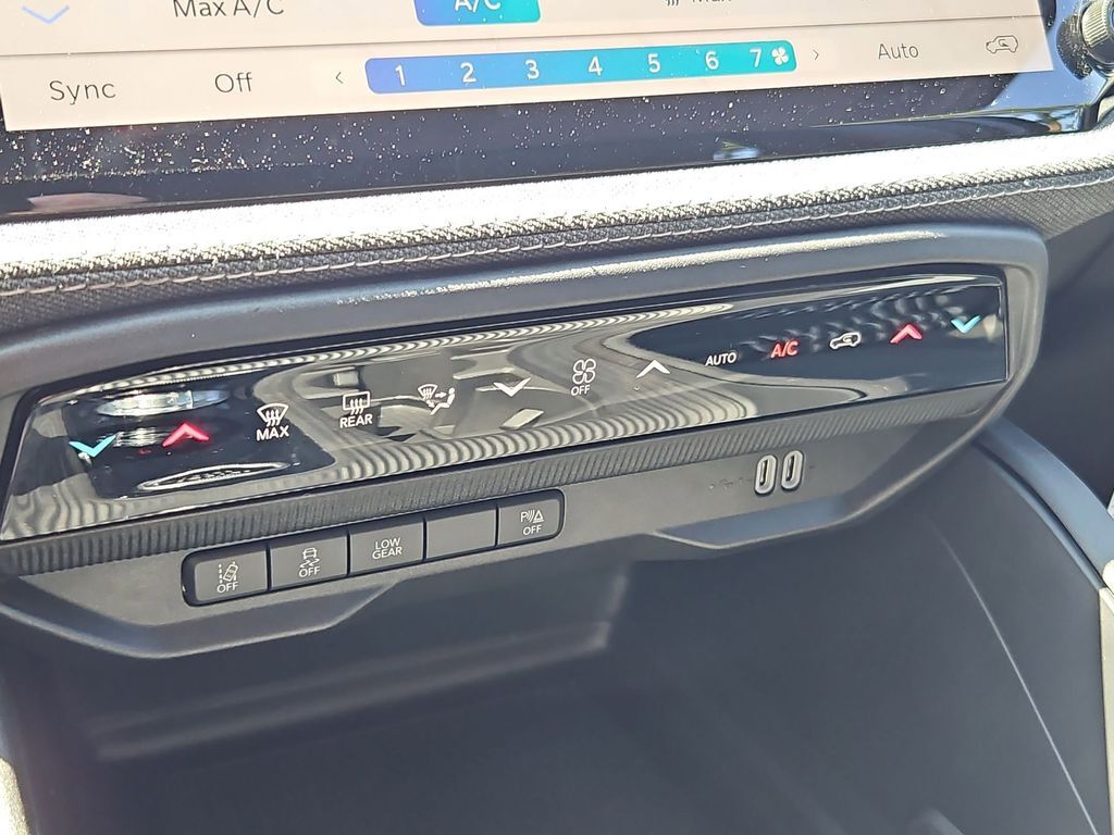 2026 Jeep Cherokee Laredo Gresham OR