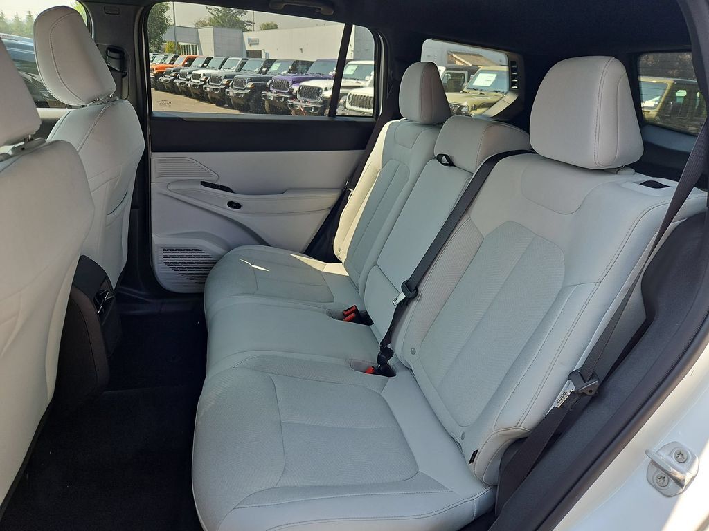 2026 Jeep Cherokee Laredo Gresham OR