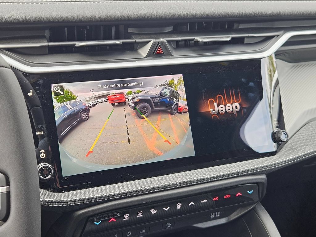 2026 Jeep Cherokee Laredo Gresham OR