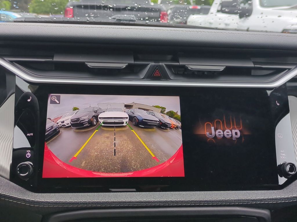 2026 Jeep Cherokee Laredo Gresham OR