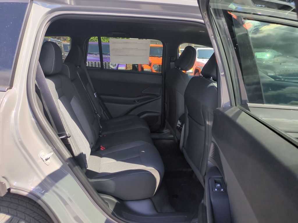 2026 Jeep Cherokee Laredo Gresham OR