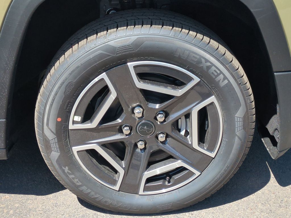 2026 Jeep Cherokee Laredo Gresham OR