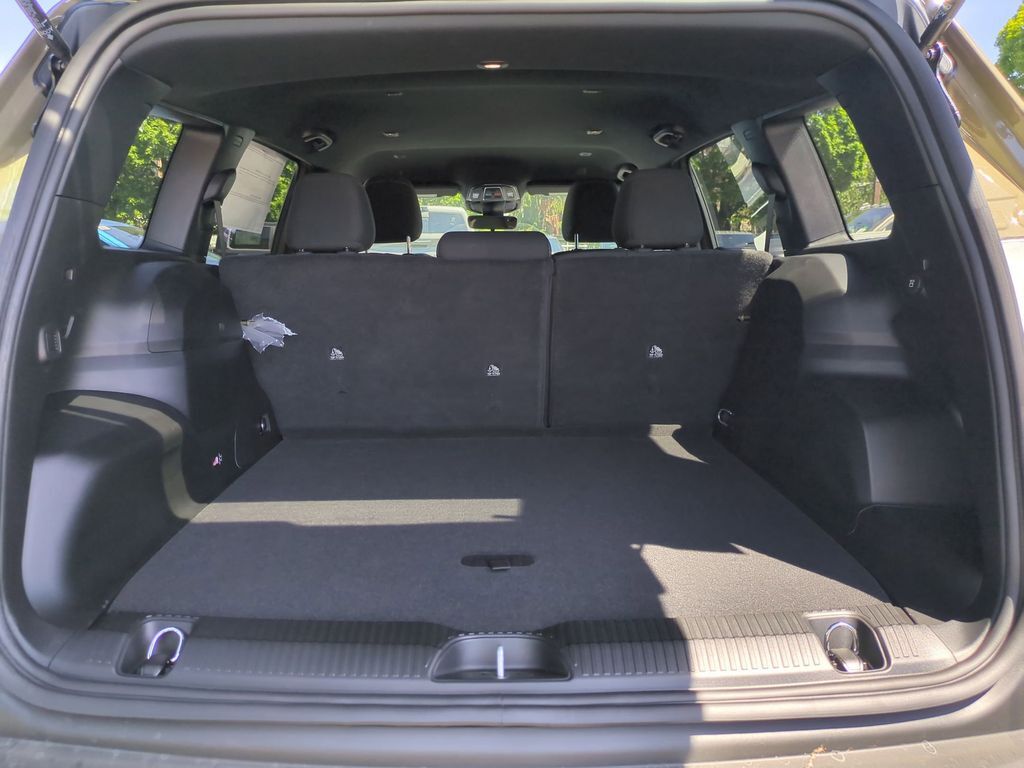2026 Jeep Cherokee Laredo Gresham OR