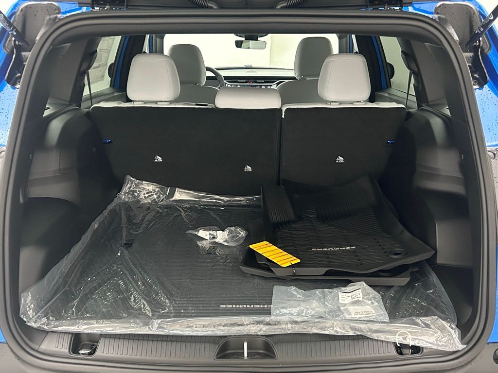 2026 Jeep Cherokee Laredo Portland OR