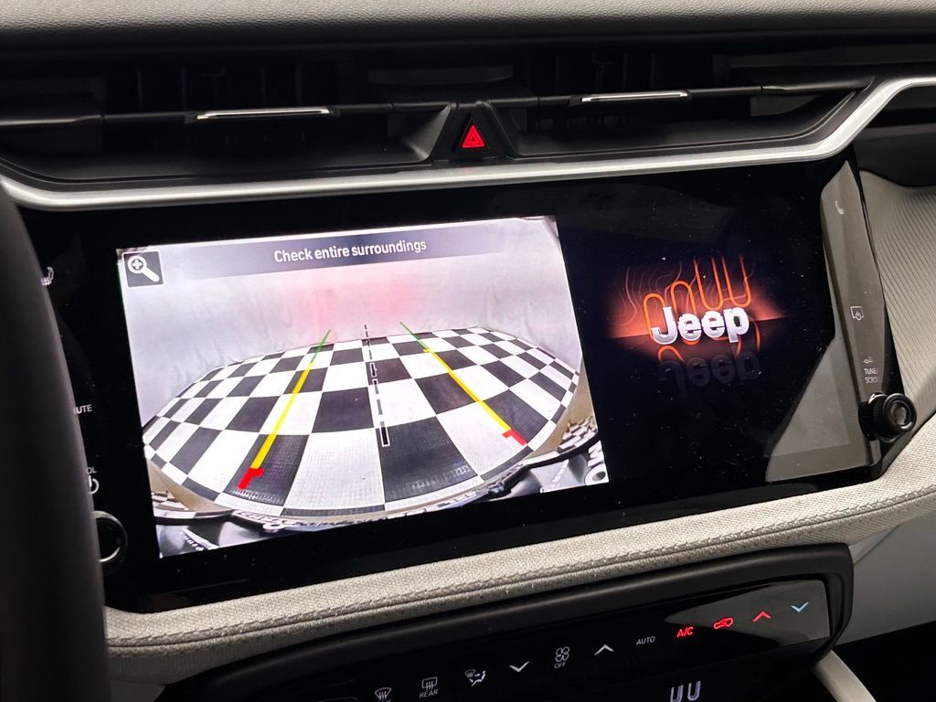 2026 Jeep Cherokee Laredo Portland OR