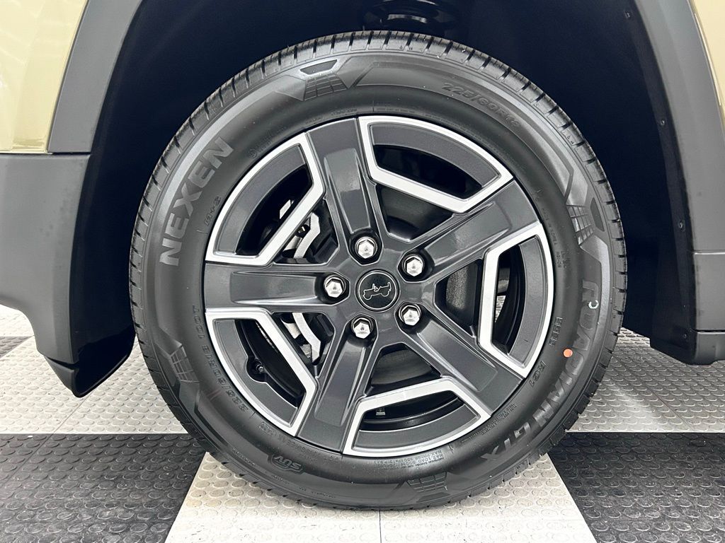 2026 Jeep Cherokee Laredo Portland OR