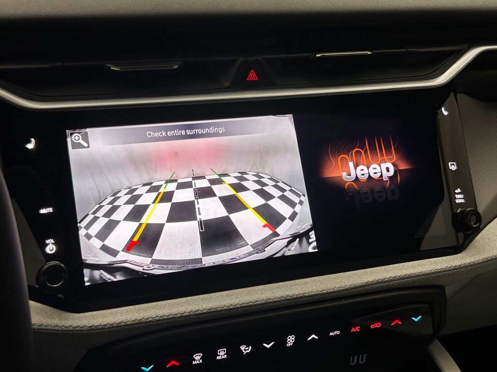 2026 Jeep Cherokee Laredo Portland OR