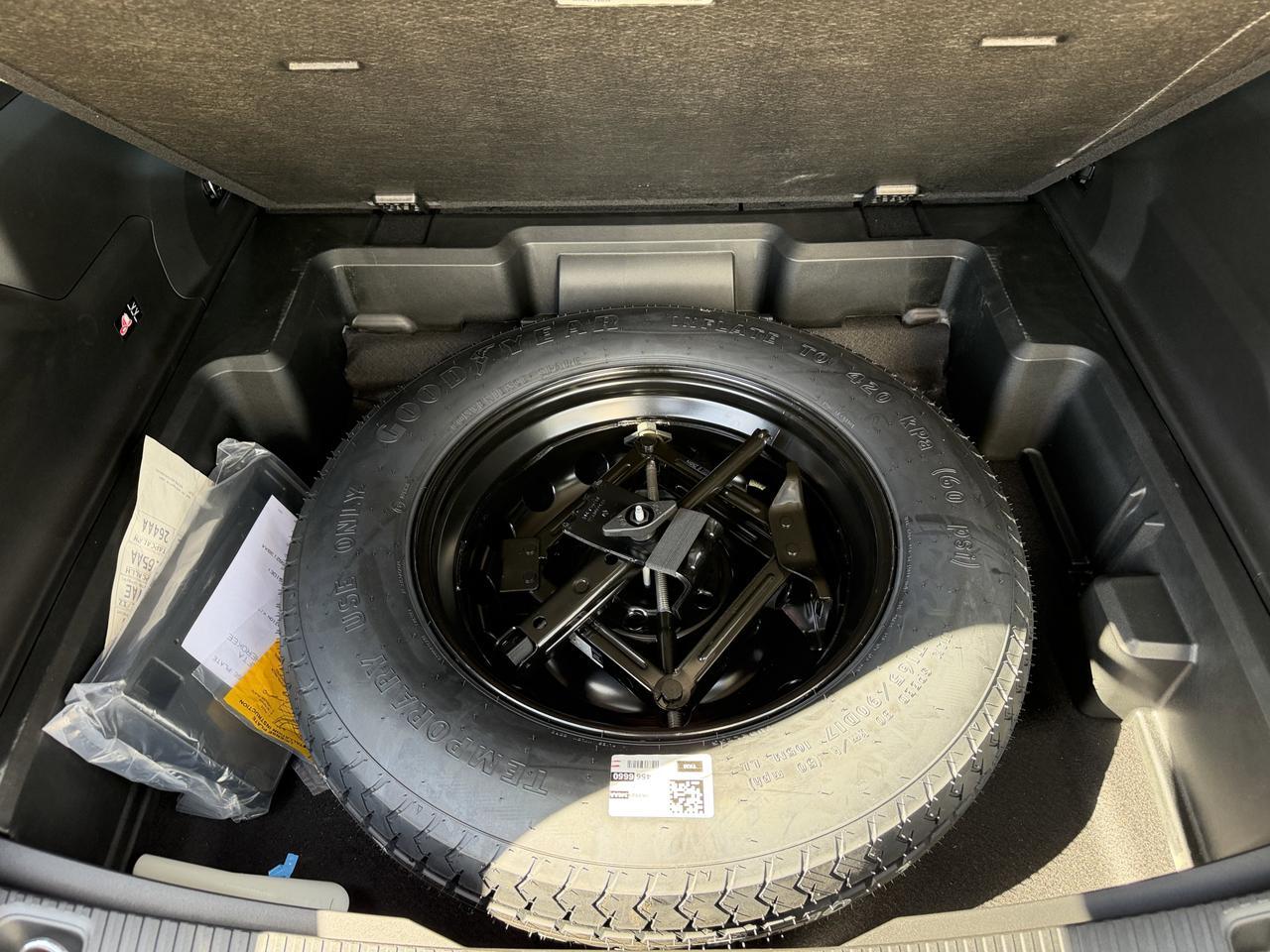 2026 Jeep Cherokee Laredo Redwater AB