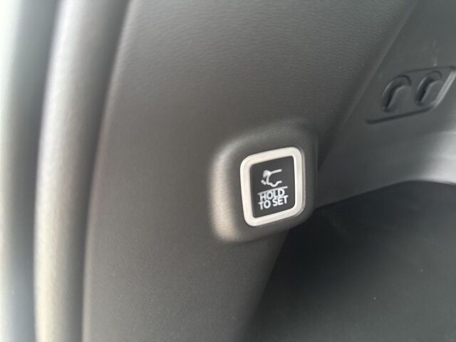 2026 Jeep Cherokee Laredo Watertown SD