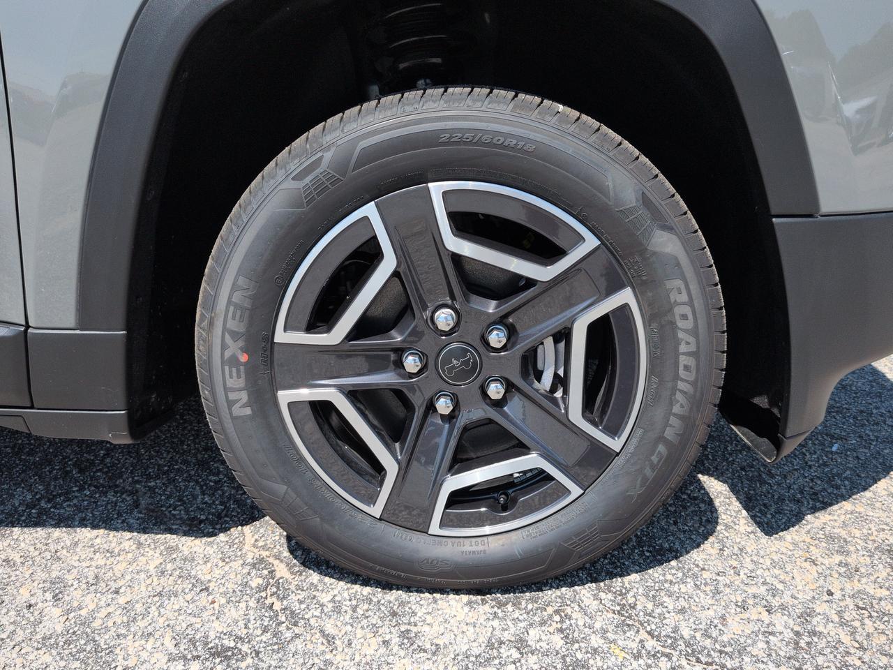 2026 Jeep Cherokee Laredo Winder GA