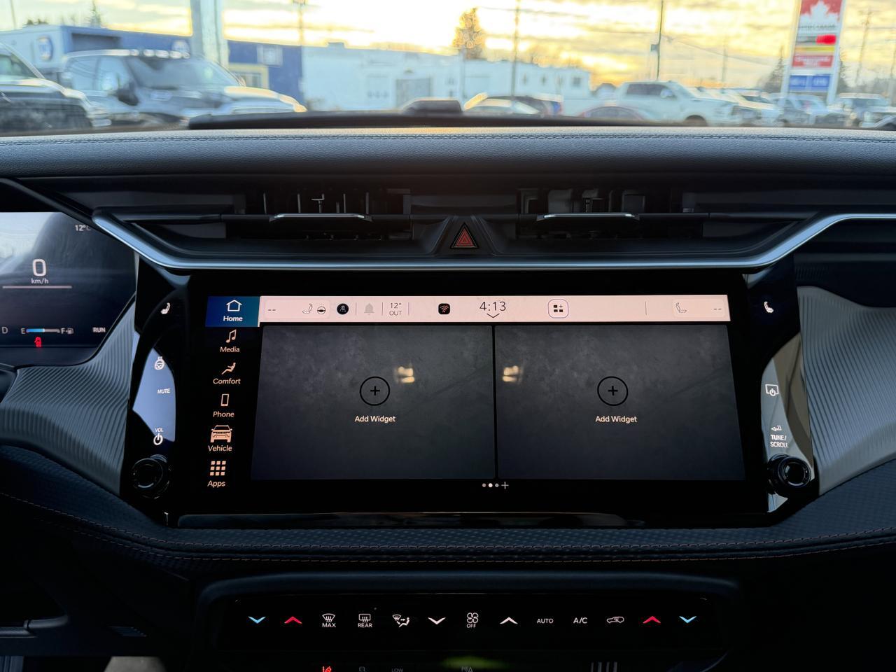 2026 Jeep Cherokee Limited 4WD Hybrid | Capri Leatherette Seats | 12IN Uconnect 5 | Power Liftgate | Heated Seats Redwater AB