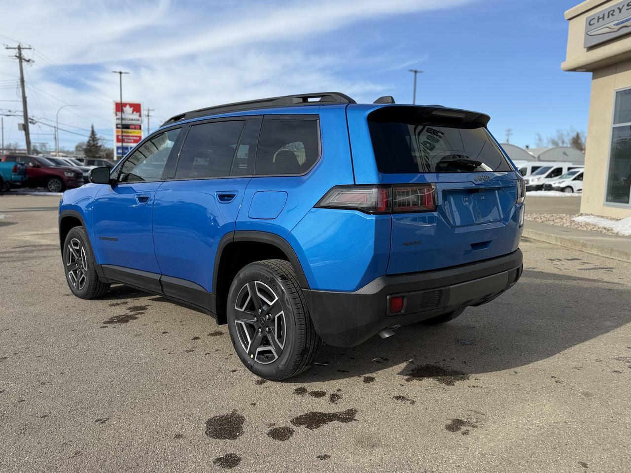 2026 Jeep Cherokee Limited 4x4 | Hydro Blue Pearl | Turbo Hybrid | Panoramic Sunroof | Trailer Tow Group Redwater AB
