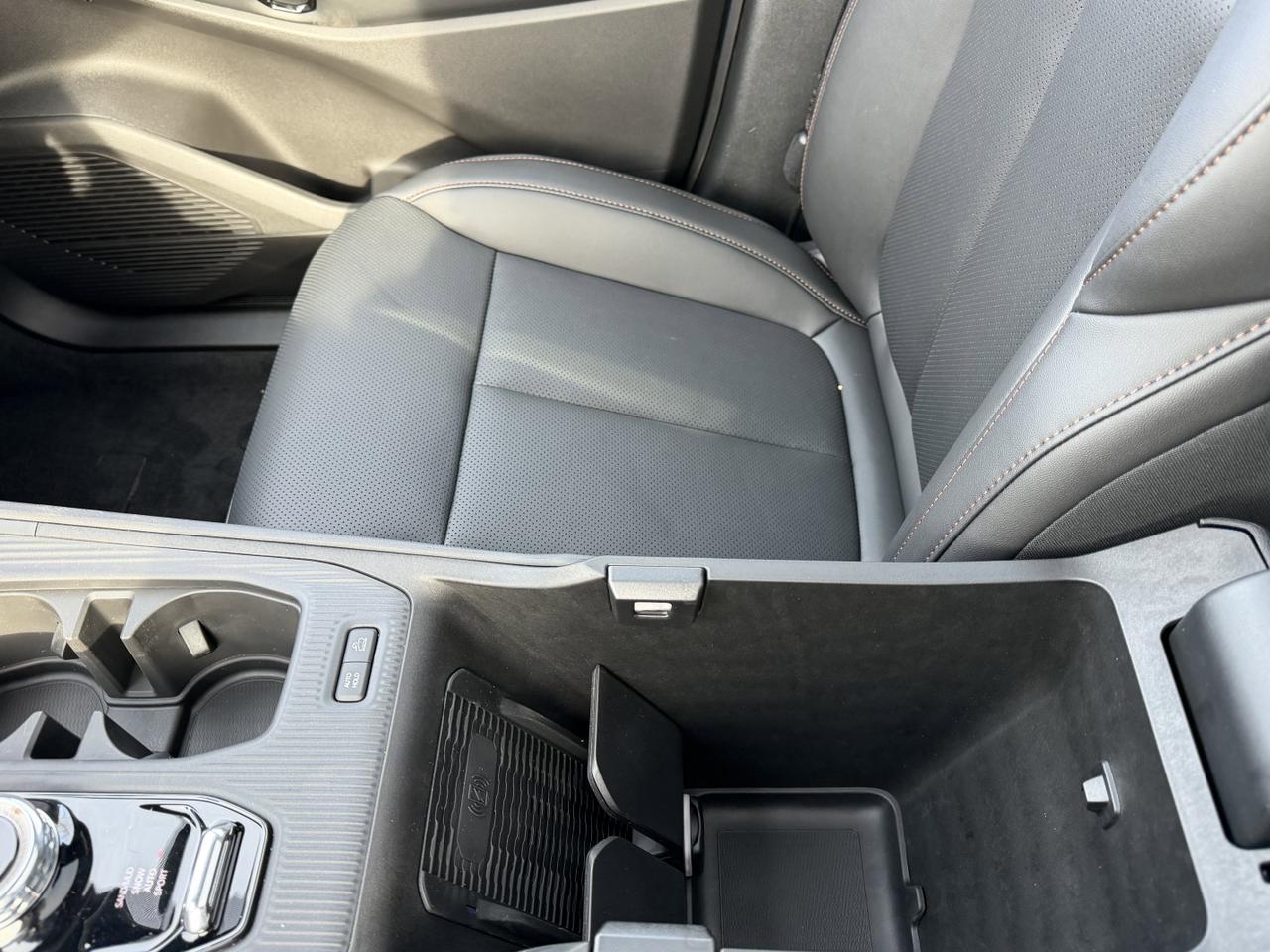 2026 Jeep Cherokee Limited 4x4 | Hydro Blue Pearl | Turbo Hybrid | Panoramic Sunroof | Trailer Tow Group Redwater AB