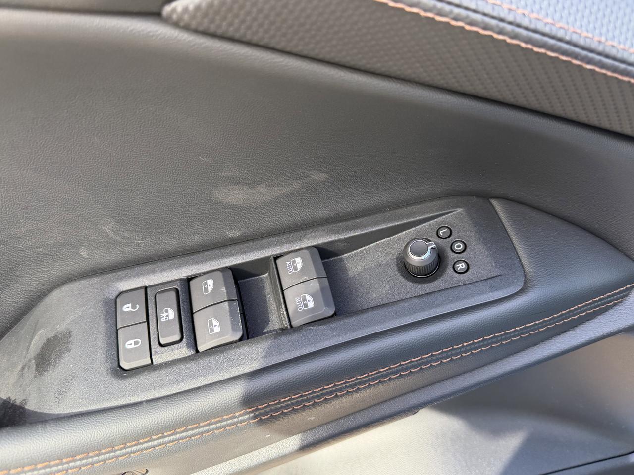 2026 Jeep Cherokee Limited 4x4 | Hydro Blue Pearl | Turbo Hybrid | Panoramic Sunroof | Trailer Tow Group Redwater AB