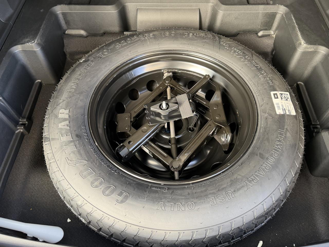 2026 Jeep Cherokee Limited 4x4 | Hydro Blue Pearl | Turbo Hybrid | Panoramic Sunroof | Trailer Tow Group Redwater AB