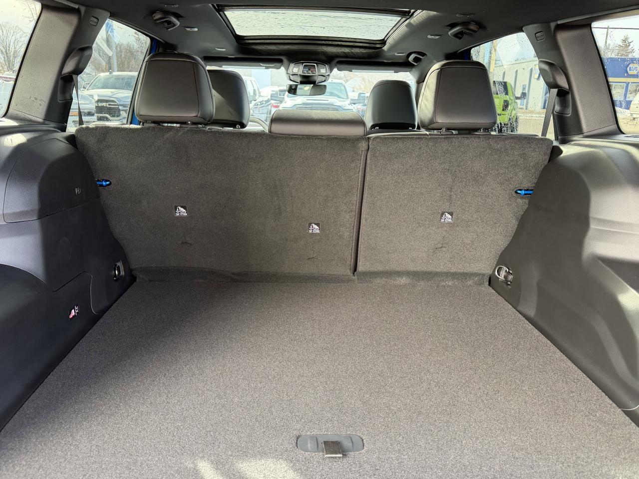 2026 Jeep Cherokee Limited 4x4 | Hydro Blue Pearl | Turbo Hybrid | Panoramic Sunroof | Trailer Tow Group Redwater AB